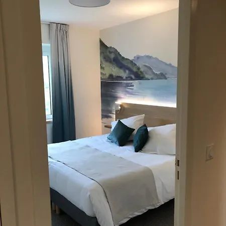 Hotel Shana & 3*