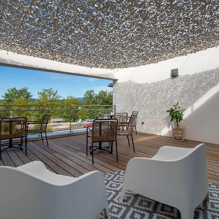Hotel Shana & 3*