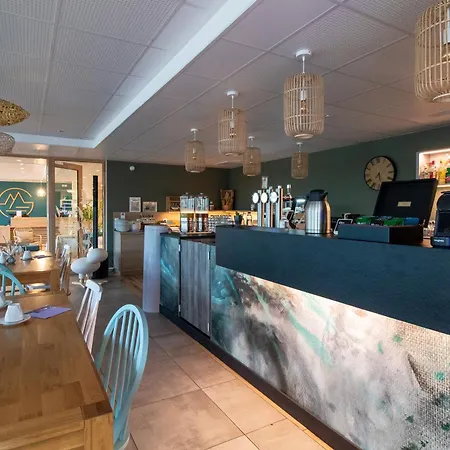 Hotel Shana &